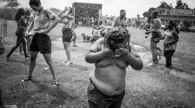 A delightful nightmare for a (street) photographer